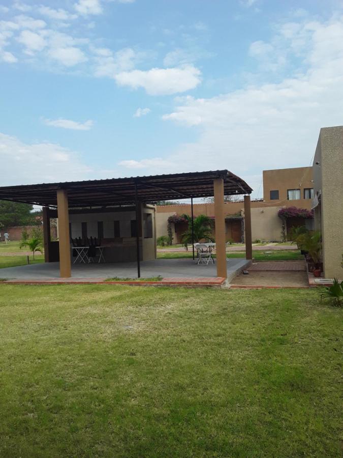 El Suto-Aparthotel San Jose de Chiquitos Ngoại thất bức ảnh