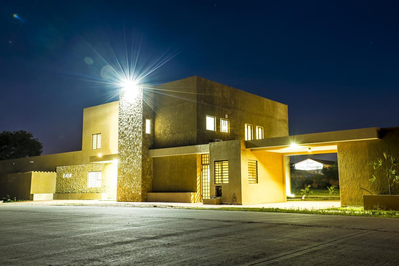 El Suto-Aparthotel San Jose de Chiquitos Ngoại thất bức ảnh